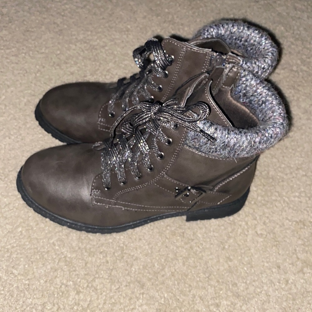 MIA Maxi Gray Boots